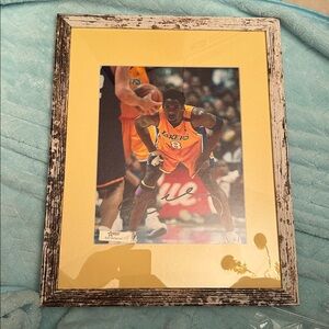 - Kobe Bryant signed 8x10  photo